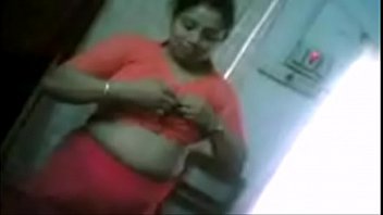 auntys pussy saari desi Indian chachi sex with two black man
