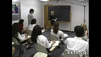 japanese spanks bad hot stud teacher Masturbation la piscine